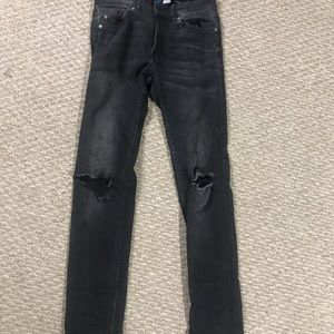 h and m black jeans